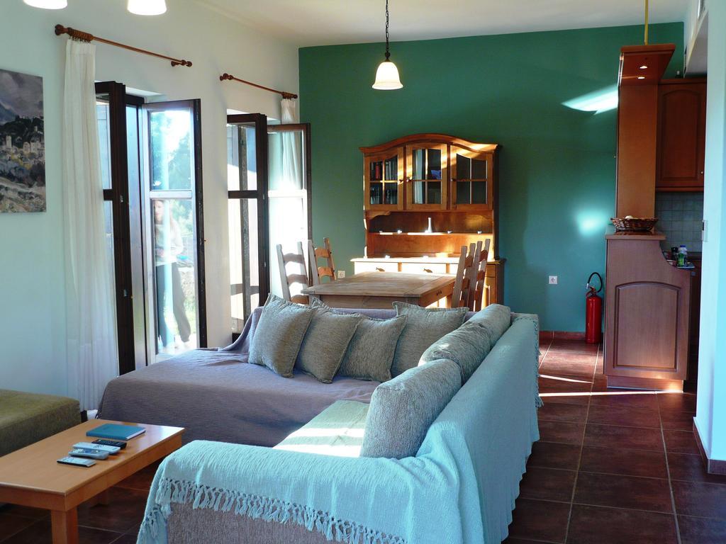Maison Viros Kardamyli Quarto foto